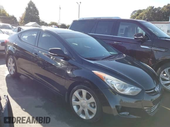 2013 Hyundai Elantra Limited с VIN 5NPDH4AEXDH277534, выставлен на аукционе IAAI как лот 43486654 с пробегом 122 801 миль миль и . История ставок и продаж доступна на DreamBid. Изображение 1.