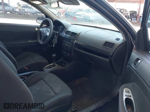 ✅ 2007 Pontiac G5 • VIN: 1G2AL15F977365832 • Лот: 42544655. Опубликован ранее на IAAI с пробегом 177 247 миль. Бесплатный доступ к архиву аукционных продаж из США и подробный отчёт об истории автомобиля на DreamBid. Изображение 5.