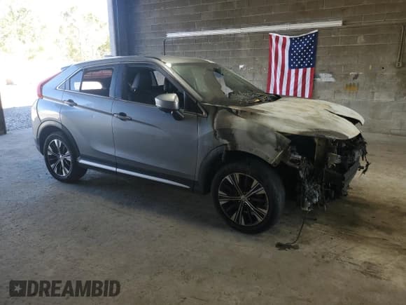 ✅ 2019 Mitsubishi Eclipse Cross SE • VIN: JA4AT5AA7KZ018486 • Lot: 81494025. Wystawiony na Copart z przebiegiem Nie podano. Bezpłatny archiwum sprzedaży aukcyjnych z USA i szczegółowy raport historii pojazdu na DreamBid. Zdjęcie 4.