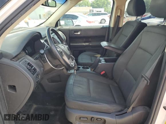 ✅ 2014 Ford Flex SEL • VIN: 2FMHK6C80EBD31258 • Lot: 65607405. Listed on Copart with 182,634 mi. Free auction sales archive from the USA and detailed vehicle history report at DreamBid. Image 7.