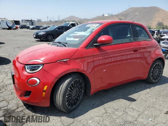 ✅ 2024 FIAT 500e INSPI(RED) • VIN: ZFAFFAA47RX205553 • Lot: 59934075. Listed on Copart with 6,689 mi. Free auction sales archive from the USA and detailed vehicle history report at DreamBid. Image 1.