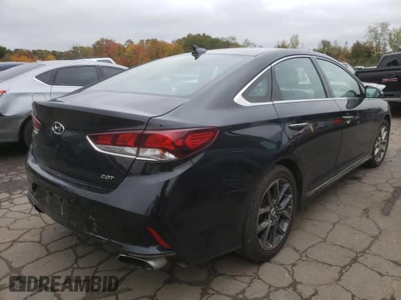 ✅ 2018 Hyundai Sonata Limited Plus • VIN: 5NPE34AB7JH671691 • Лот: 63158762. Опубликован ранее на Copart с пробегом 42 646 миль. Бесплатный доступ к архиву аукционных продаж из США и подробный отчёт об истории автомобиля на DreamBid. Изображение 4.