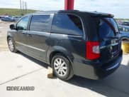 ✅ 2012 Chrysler Town & Country Touring • VIN: 2C4RC1BG8CR255357 • Lot: 43634371. Wystawiony na IAAI z przebiegiem 200 160 mil. Bezpłatny archiwum sprzedaży aukcyjnych z USA i szczegółowy raport historii pojazdu na DreamBid. Zdjęcie 3.