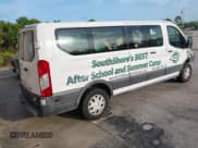 ✅ 2017 Ford Transit XL • VIN: 1FBZX2ZM6HKA10816 • Lot: 42393943. Wystawiony na IAAI z przebiegiem 41 939 mil. Bezpłatny archiwum sprzedaży aukcyjnych z USA i szczegółowy raport historii pojazdu na DreamBid. Zdjęcie 4.