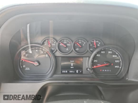 ✅ 2024 Chevrolet Silverado 2500HD Custom • VIN: 2GC4YME72R1211032 • Лот: 69109005. Опубликован ранее на Copart с пробегом 9 099 миль. Бесплатный доступ к архиву аукционных продаж из США и подробный отчёт об истории автомобиля на DreamBid. Изображение 9.