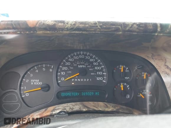 ✅ 2003 GMC Sierra 1500 SLT • VIN: 2GTEK19T231307746 • Лот: 43530673. Опубликован ранее на IAAI с пробегом 319 329 миль. Бесплатный доступ к архиву аукционных продаж из США и подробный отчёт об истории автомобиля на DreamBid. Изображение 7.