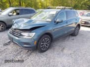 ✅ 2019 Volkswagen Tiguan SE • VIN: 3VV2B7AX1KM201320 • Лот: 42975370. Опубликован ранее на IAAI с пробегом 79 462 миль. Бесплатный доступ к архиву аукционных продаж из США и подробный отчёт об истории автомобиля на DreamBid. Изображение 17.