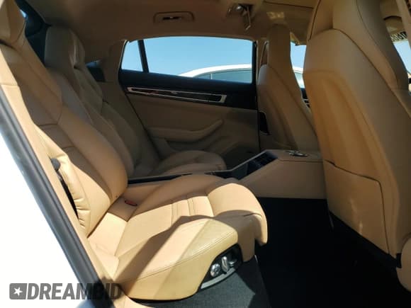 ✅ 2018 Porsche Panamera • VIN: WP0BE2A71JL160230 • Lot: 66218833. Listed on Copart with 54,165 mi. Free auction sales archive from the USA and detailed vehicle history report at DreamBid. Image 10.