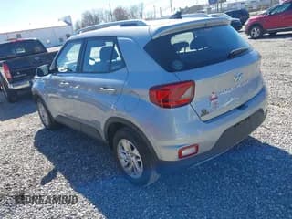 ✅ 2020 Hyundai Venue SEL • VIN: KMHRC8A39LU038177 • Lot: 41823569. Listed on IAAI with 40,142 mi. Free auction sales archive from the USA and detailed vehicle history report at DreamBid. Image 3.
