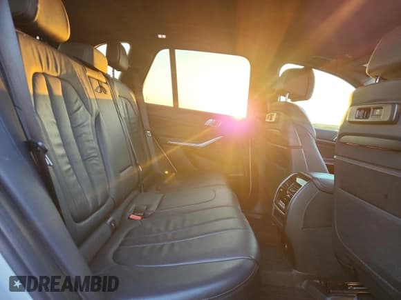 ✅ 2020 BMW X5 sDrive40i • VIN: 5UXCR4C0XLLW63471 • Lot: 86698195. Listed on Copart with 108,286 mi. Free auction sales archive from the USA and detailed vehicle history report at DreamBid. Image 11.