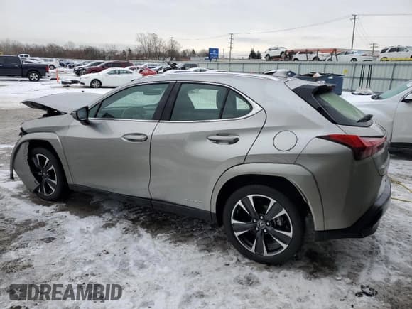 ✅ 2022 Lexus UX 250h • VIN: JTHP9JBH0N2062666 • Lot: 41768375. Listed on Copart with 41,805 mi. Free auction sales archive from the USA and detailed vehicle history report at DreamBid. Image 2.