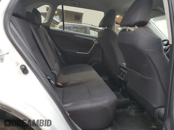 ✅ 2023 Toyota RAV4 LE • VIN: 2T3F1RFVXPW403813 • Лот: 89558555. Опубликован ранее на Copart с пробегом 33 934 миль. Бесплатный доступ к архиву аукционных продаж из США и подробный отчёт об истории автомобиля на DreamBid. Изображение 10.