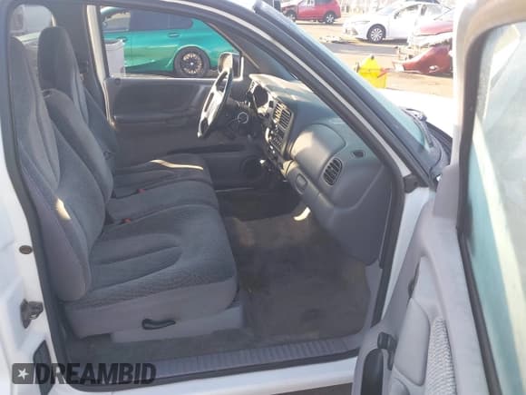 ✅ 1998 Dodge Dakota SLT • VIN: 1B7GL22X2WS563740 • Лот: 43560961. Опубликован ранее на IAAI с пробегом 135 459 миль. Бесплатный доступ к архиву аукционных продаж из США и подробный отчёт об истории автомобиля на DreamBid. Изображение 5.