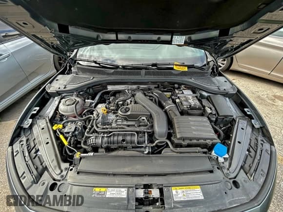 ✅ 2025 Volkswagen Jetta Sport • VIN: 3VWBX7BU1SM006738 • Lot: 96622915. Listed on Copart with 17,326 mi. Free auction sales archive from the USA and detailed vehicle history report at DreamBid. Image 7.