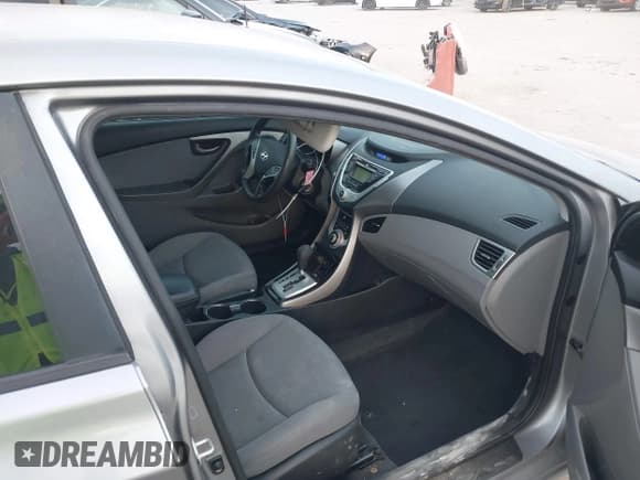 ✅ 2012 Hyundai Elantra GLS • VIN: KMHDH4AE9CU416598 • Лот: 43495044. Опубликован ранее на IAAI с пробегом 161 400 миль. Бесплатный доступ к архиву аукционных продаж из США и подробный отчёт об истории автомобиля на DreamBid. Изображение 5.