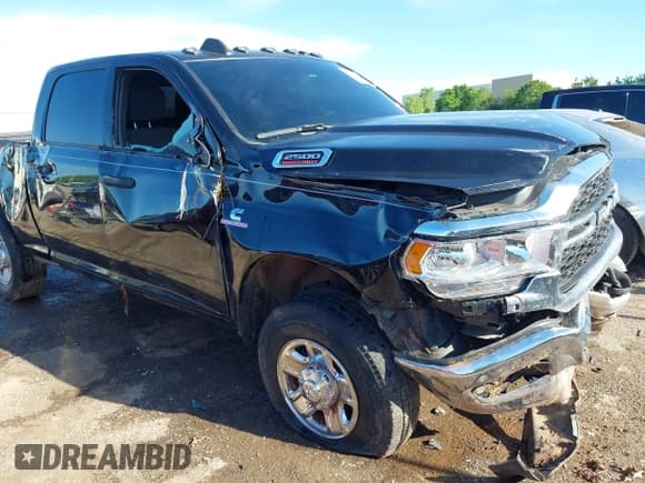 ✅ 2024 Ram 2500 Tradesman • VIN: 3C6UR5CL3RG221120 • Lot: 42153161. Listed on IAAI with 6,829 mi. Free auction sales archive from the USA and detailed vehicle history report at DreamBid. Image 6.
