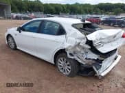 ✅ 2018 Toyota Camry LE • VIN: 4T1B11HK9JU077165 • Lot: 43270439. Listed on IAAI with 184,090 mi. Free auction sales archive from the USA and detailed vehicle history report at DreamBid. Image 3.