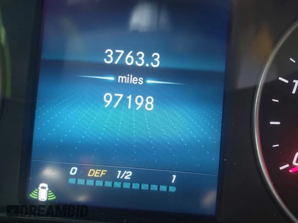 ✅ 2020 Mercedes-Benz Sprinter • VIN: W1W4ECVY6LT023373 • Lot: 41533307. Listed on IAAI with 97,198 mi. Free auction sales archive from the USA and detailed vehicle history report at DreamBid. Image 15.