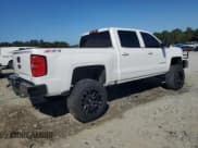 ✅ 2018 Chevrolet Silverado 1500 LT • VIN: 3GCUKREC3JG341022 • Лот: 85091025. Опубликован ранее на Copart с пробегом 114 437 миль. Бесплатный доступ к архиву аукционных продаж из США и подробный отчёт об истории автомобиля на DreamBid. Изображение 3.