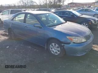 ✅ 2003 Toyota Camry LE • VIN: 4T1BE32K43U763271 • Lot: 43762985. Listed on IAAI with 234,811 mi. Free auction sales archive from the USA and detailed vehicle history report at DreamBid. Image 1.