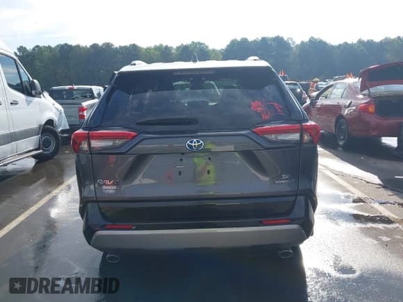 ✅ 2024 Toyota RAV4 Hybrid SE • VIN: 4T3T6RFV2RU155659 • Lot: 43304314. Listed on IAAI with 43,725 mi. Free auction sales archive from the USA and detailed vehicle history report at DreamBid. Image 16.