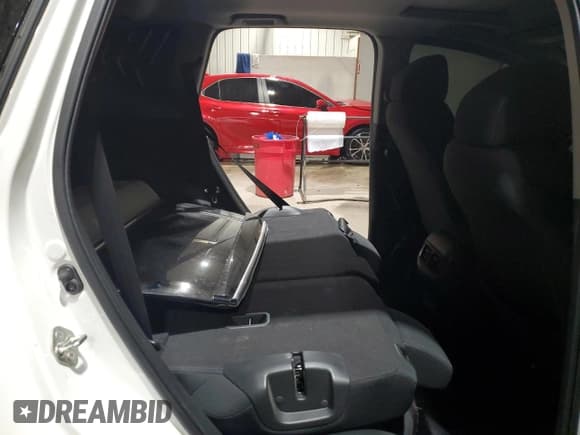 ✅ 2017 Honda CR-V EX • VIN: 2HKRW2H58HH645804 • Lot: 93229765. Wystawiony na Copart z przebiegiem 69 568 mil. Bezpłatny archiwum sprzedaży aukcyjnych z USA i szczegółowy raport historii pojazdu na DreamBid. Zdjęcie 11.