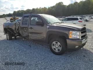 ✅ 2008 Chevrolet Silverado 1500 2LT • VIN: 2GCEC19J681235985 • Lot: 73951054. Listed on Copart with 187,471 mi. Free auction sales archive from the USA and detailed vehicle history report at DreamBid. Image 4.