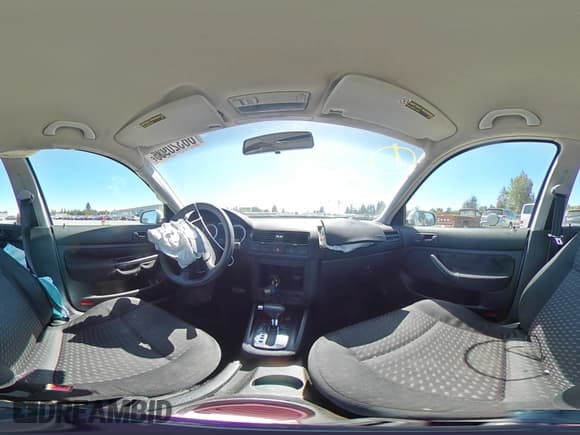 ✅ 2005 Volkswagen Jetta GL • VIN: 3VWRK69M05M033317 • Lot: 66320935. Listed on Copart with 134,346 mi. Free auction sales archive from the USA and detailed vehicle history report at DreamBid. Image 14.