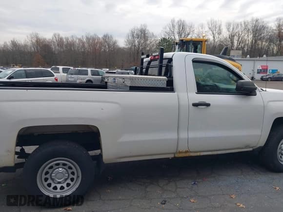 ✅ 2014 Chevrolet Silverado 1500 Work Truck • VIN: 1GCNKPEC3EZ131762 • Lot: 43771140. Wystawiony na IAAI z przebiegiem 321 345 mil. Bezpłatny archiwum sprzedaży aukcyjnych z USA i szczegółowy raport historii pojazdu na DreamBid. Zdjęcie 13.