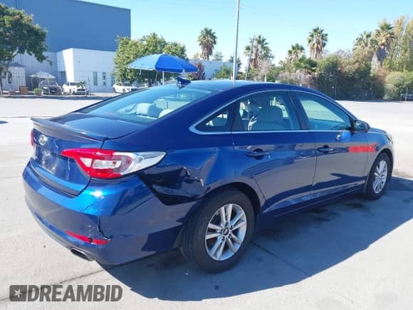 ✅ 2016 Hyundai Sonata SE • VIN: 5NPE24AF4GH395517 • Lot: 43496754. Wystawiony na IAAI z przebiegiem 89 963 mil mil. Skorzystaj z bezpłatnego archiwum sprzedaży aukcyjnych z USA i zobacz szczegółowy raport historii pojazdu na DreamBid. Zdjęcie 6.