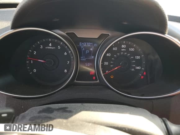 ✅ 2017 Hyundai Veloster Value Edition • VIN: KMHTC6AD1HU319805 • Lot: 70727275. Wystawiony na Copart z przebiegiem 64 370 mil. Bezpłatny archiwum sprzedaży aukcyjnych z USA i szczegółowy raport historii pojazdu na DreamBid. Zdjęcie 9.