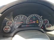 ✅ 2006 Chevrolet Corvette • VIN: 1G1YY36U365112206 • Lot: 82579585. Wystawiony na Copart z przebiegiem 77 541 mil. Bezpłatny archiwum sprzedaży aukcyjnych z USA i szczegółowy raport historii pojazdu na DreamBid. Zdjęcie 9.