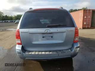 2008 Hyundai Entourage GLS z VIN KNDMC233586051884, wystawiony jako Copart lot #68726585 z przebiegiem 142 712 mil mil oraz Szkoda całkowita • Salvage title. Historia ofert i sprzedaży dostępna na DreamBid. Obrazek 6.