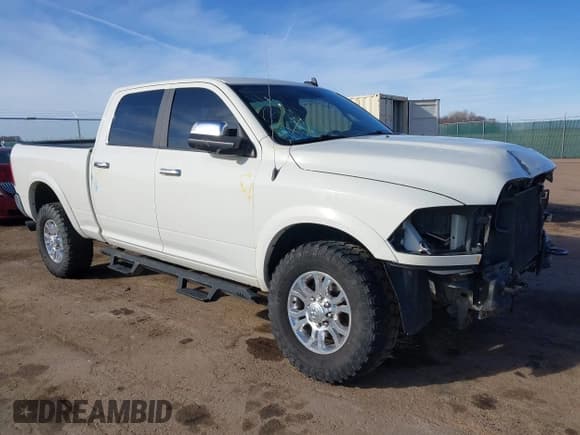 ✅ 2018 Ram 2500 Laramie • VIN: 3C6UR5FL7JG296371 • Lot: 41755179. Listed on IAAI with 82,961 mi. Free auction sales archive from the USA and detailed vehicle history report at DreamBid. Image 1.