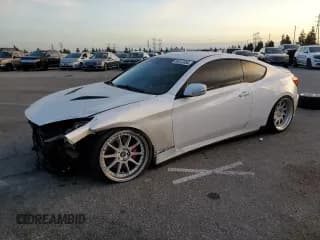 ✅ 2015 Hyundai Genesis Coupe Ultimate • VIN: KMHHU6KJ7FU123579 • Lot: 86617434. Wystawiony na Copart z przebiegiem 88 989 mil. Bezpłatny archiwum sprzedaży aukcyjnych z USA i szczegółowy raport historii pojazdu na DreamBid. Zdjęcie 1.