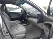 ✅ 2010 Toyota RAV4 Limited • VIN: 2T3DK4DV3AW036285 • Lot: 43543835. Listed on IAAI with 157,246 mi. Free auction sales archive from the USA and detailed vehicle history report at DreamBid. Image 5.