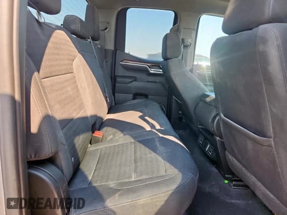 ✅ 2023 Chevrolet Silverado 1500 LT • VIN: 1GCRACED1PZ150643 • Лот: 72074315. Опубликован ранее на Copart с пробегом 129 809 миль. Бесплатный доступ к архиву аукционных продаж из США и подробный отчёт об истории автомобиля на DreamBid. Изображение 11.