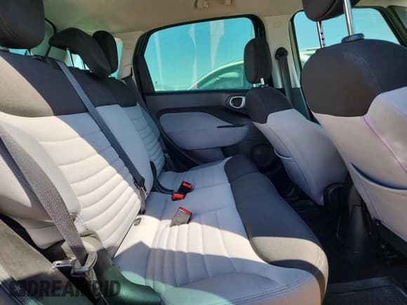 ✅ 2014 FIAT 500L Easy • VIN: ZFBCFABH8EZ024685 • Лот: 72014645. Опубликован ранее на Copart с пробегом 83 471 миль. Бесплатный доступ к архиву аукционных продаж из США и подробный отчёт об истории автомобиля на DreamBid. Изображение 10.