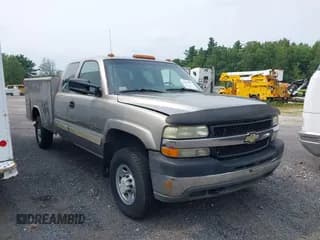 ✅ 2002 Chevrolet Silverado 2500HD LS • VIN: 1GCHC29142E259923 • Lot: 42919374. Listed on IAAI with 236,789 mi. Free auction sales archive from the USA and detailed vehicle history report at DreamBid. Image 1.