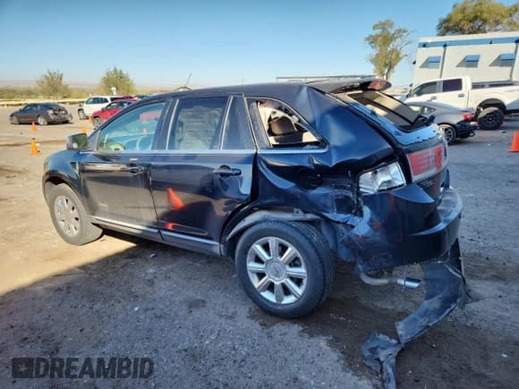 ✅ 2008 Lincoln MKX • VIN: 2LMDU88C88BJ04166 • Lot: 87383525. Listed on Copart with 152,004 mi. Free auction sales archive from the USA and detailed vehicle history report at DreamBid. Image 2.