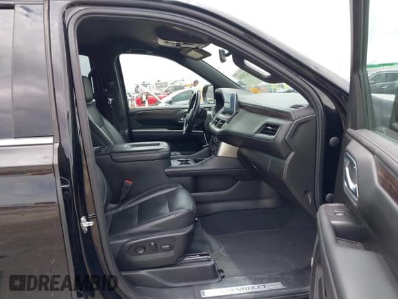 ✅ 2021 Chevrolet Tahoe LT • VIN: 1GNSKNKD2MR120746 • Lot: 42348341. Listed on IAAI with 85,070 mi. Free auction sales archive from the USA and detailed vehicle history report at DreamBid. Image 5.