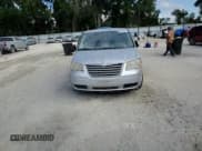 ✅ 2009 Chrysler Town & Country LX • VIN: 2A8HR44E79R606266 • Lot: 81078695. Listed on Copart with 189,411 mi. Free auction sales archive from the USA and detailed vehicle history report at DreamBid. Image 14.