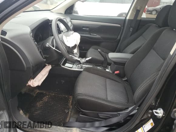 ✅ 2018 Mitsubishi Outlander ES • VIN: JA4AZ3A37JZ057534 • Lot: 53481405. Listed on Copart with 34,371 mi. Free auction sales archive from the USA and detailed vehicle history report at DreamBid. Image 7.