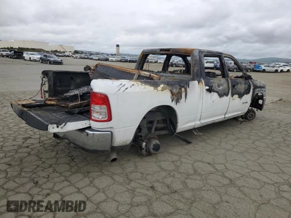 ✅ 2021 Ram 2500 Big Horn • VIN: 3C6UR5DJ8MG594238 • Lot: 47605115. Listed on Copart with Not provided. Free auction sales archive from the USA and detailed vehicle history report at DreamBid. Image 3.