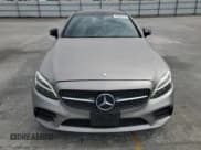 ✅ 2019 Mercedes-Benz C 300 • VIN: WDDWJ8DBXKF843906 • Lot: 81321115. Wystawiony na Copart z przebiegiem 73 238 mil. Bezpłatny archiwum sprzedaży aukcyjnych z USA i szczegółowy raport historii pojazdu na DreamBid. Zdjęcie 5.