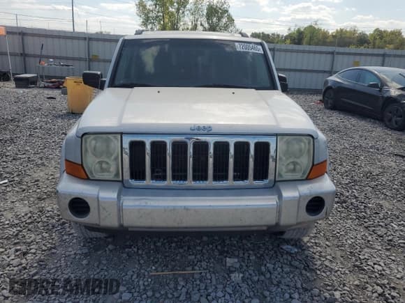 ✅ 2008 Jeep Commander Sport • VIN: 1J8HH48K98C153441 • Lot: 72005465. Listed on Copart with 239,920 mi. Free auction sales archive from the USA and detailed vehicle history report at DreamBid. Image 5.