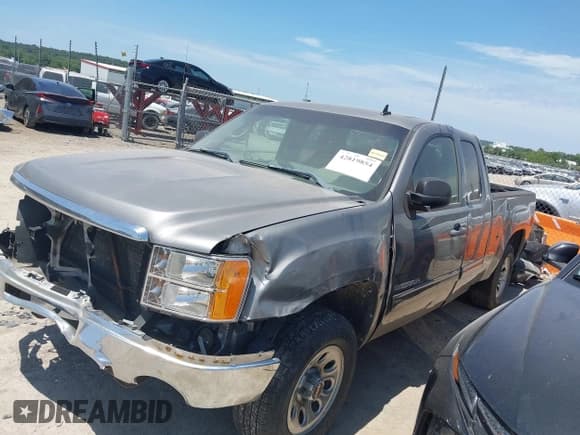 ✅ 2009 GMC Sierra 1500 SL • VIN: 2GTEC19C091128840 • Лот: 42819854. Опубликован ранее на IAAI с пробегом 290 467 миль. Бесплатный доступ к архиву аукционных продаж из США и подробный отчёт об истории автомобиля на DreamBid. Изображение 14.