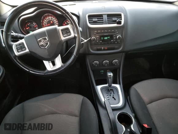 ✅ 2011 Dodge Avenger Mainstreet • VIN: 1B3BD1FB4BN573390 • Лот: 83972704. Опубликован ранее на Copart с пробегом 119 226 миль. Бесплатный доступ к архиву аукционных продаж из США и подробный отчёт об истории автомобиля на DreamBid. Изображение 8.