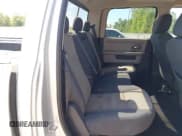 ✅ 2009 Dodge 1500 Laramie • VIN: 1D3HV13T09J522481 • Lot: 42885132. Wystawiony na IAAI z przebiegiem 247 603 mil. Bezpłatny archiwum sprzedaży aukcyjnych z USA i szczegółowy raport historii pojazdu na DreamBid. Zdjęcie 8.