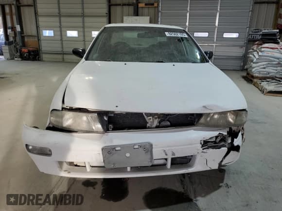 ✅ 1997 Nissan Altima XE • VIN: 1N4BU31D2VC153538 • Lot: 92502105. Listed on Copart with 146,779 mi. Free auction sales archive from the USA and detailed vehicle history report at DreamBid. Image 5.